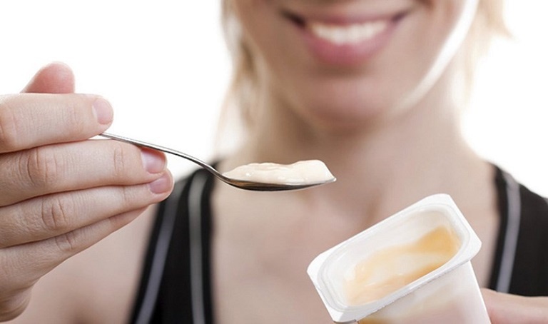 Nhiều người băn khoăn rằng liệu đang bị đau dạ dày có nên ăn sữa chua không