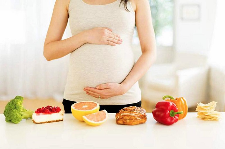 Chế độ ăn uống đóng vai trò rất quan trọng với mẹ bầu