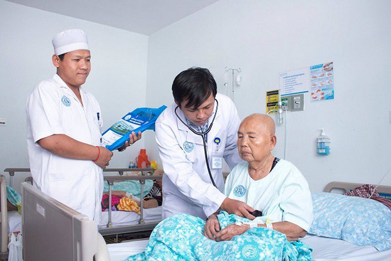 Bệnh viện Chợ Rẫy có y bác sĩ tận tình với bệnh nhân