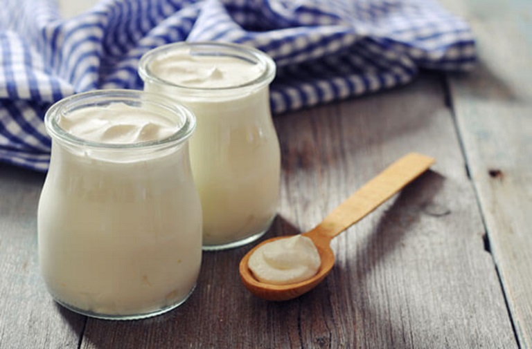 Sữa chua giúp cải thiện tình trạng trào ngược dịch mật