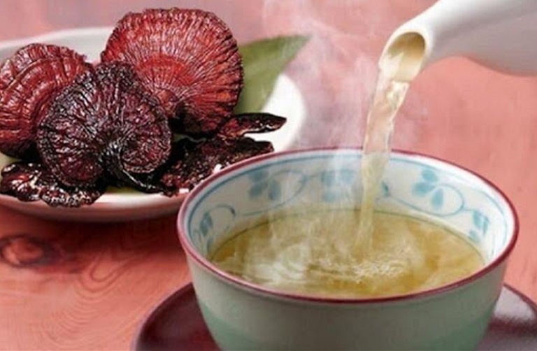 Nấm lim xanh hãm trà với mật ong mang lại nhiều tác dụng tốt cho sức khỏe